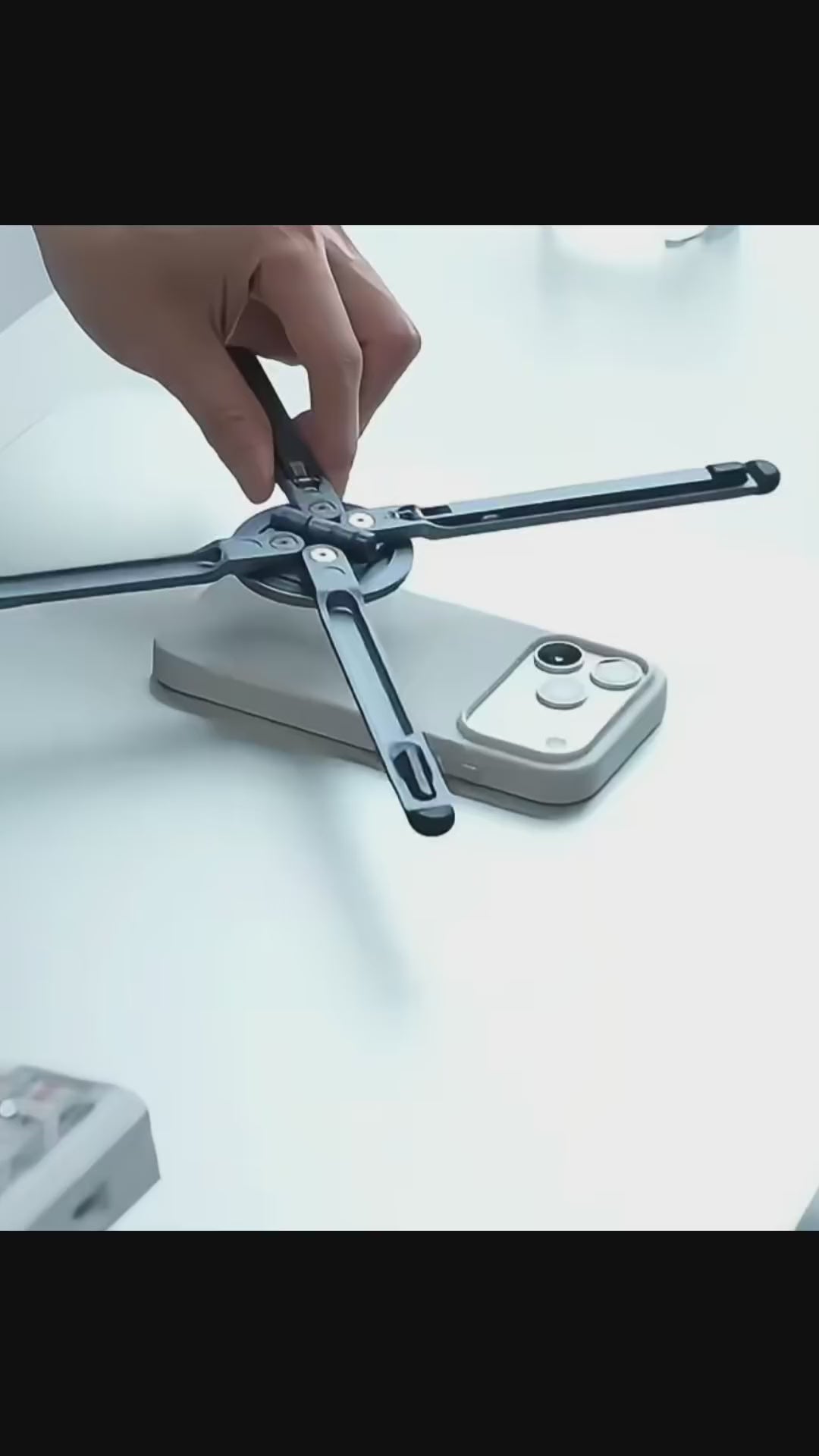 4-in-1 Aluminum Magnetic Lay Flat Phone Tripod Stand
